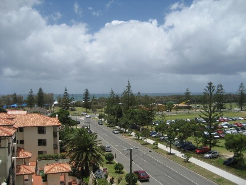 Broadbeach QLD 4218