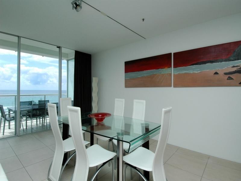 504/159 Old Burleigh Rd, Broadbeach QLD 4218