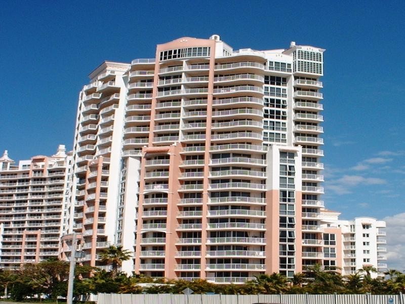 Broadbeach QLD 4218