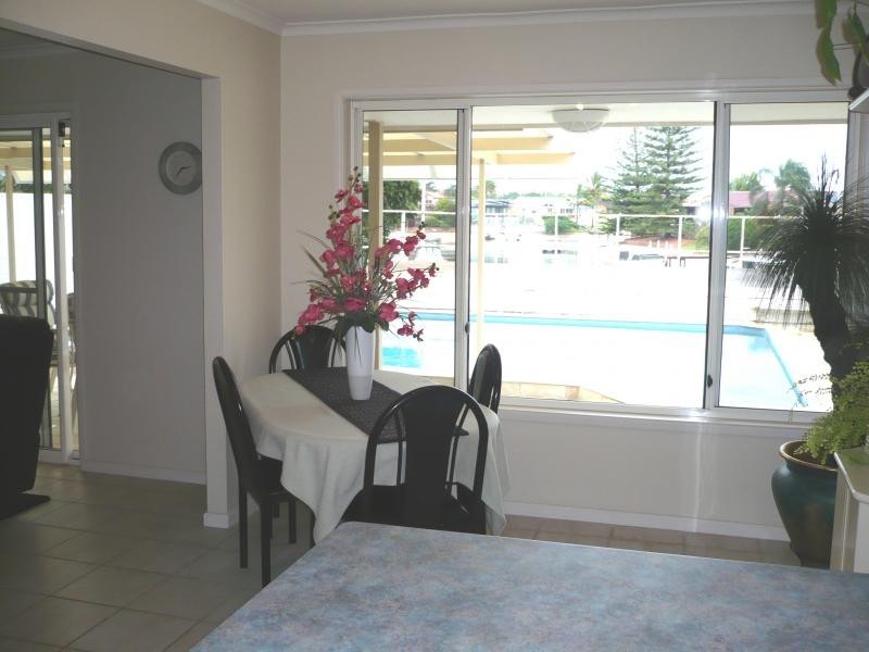 Broadbeach Waters QLD 4218