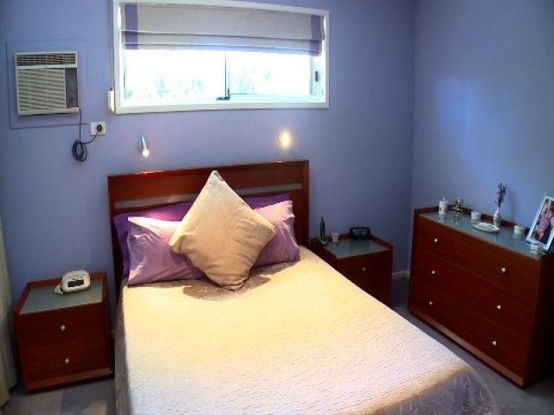 Broadbeach Waters QLD 4218