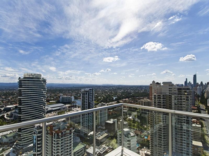 Broadbeach QLD 4218
