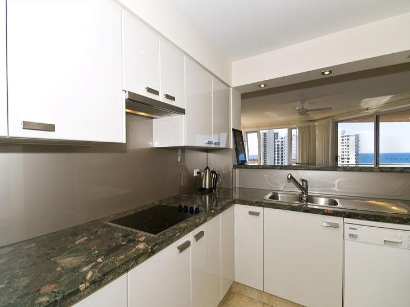 Broadbeach QLD 4218