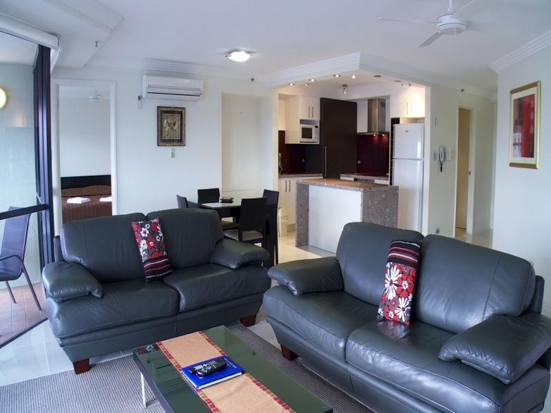 Broadbeach QLD 4218