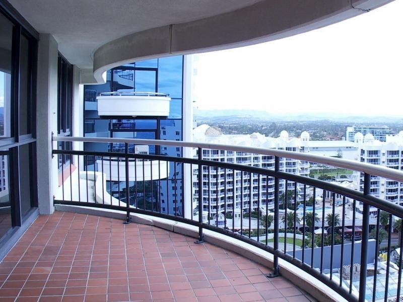 Broadbeach QLD 4218