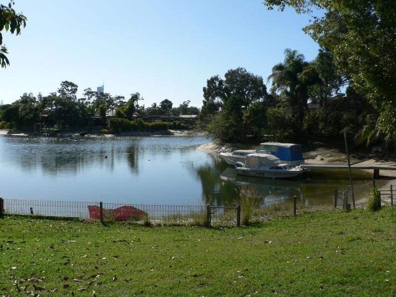 Broadbeach Waters QLD 4218