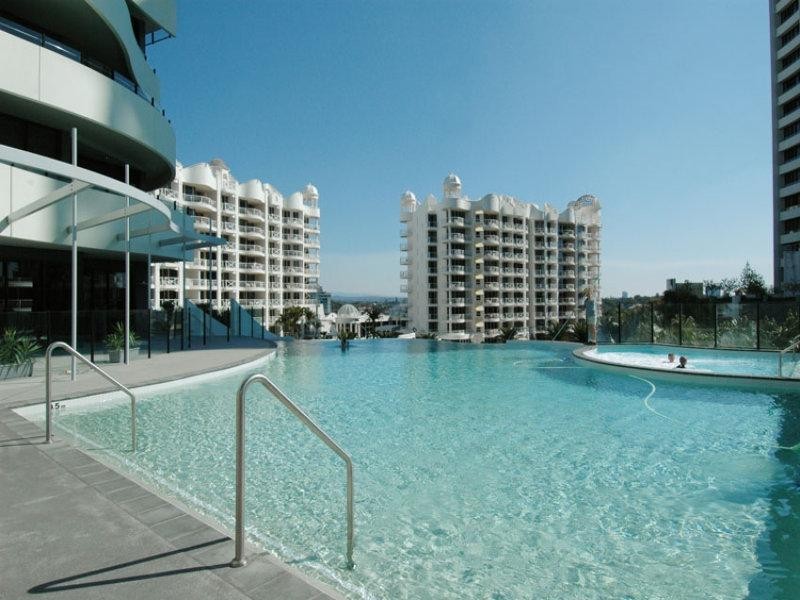 Broadbeach QLD 4218