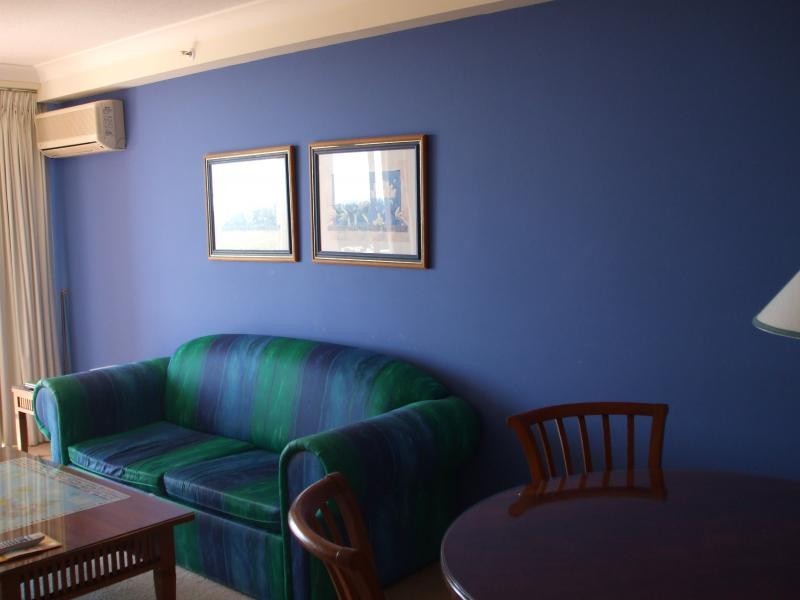 Broadbeach QLD 4218