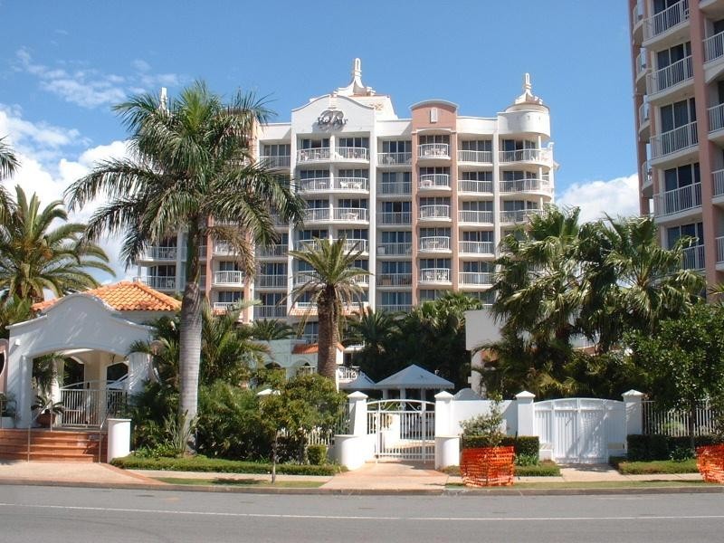 Broadbeach QLD 4218