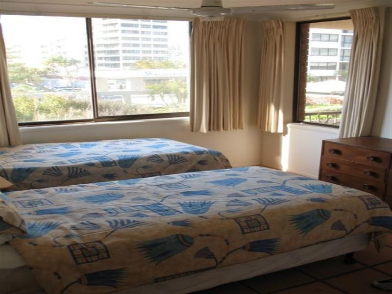 Broadbeach QLD 4218