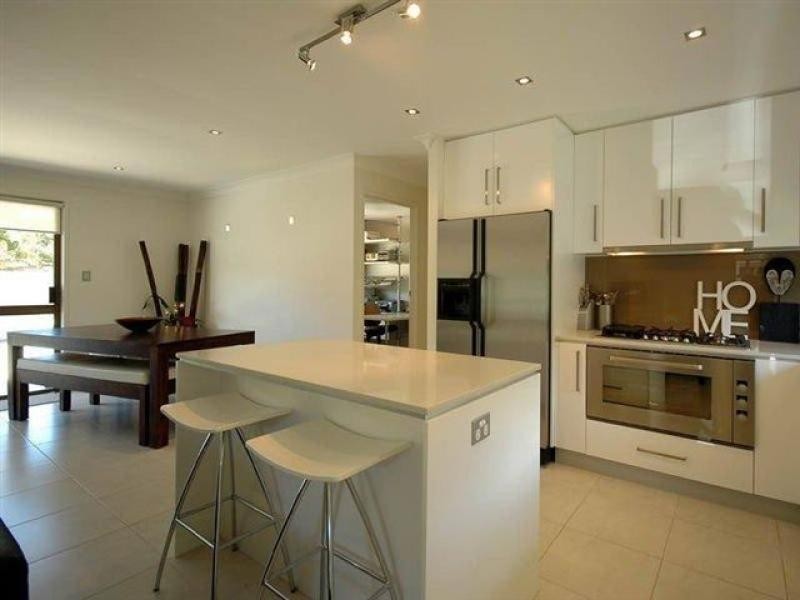 Broadbeach Waters QLD 4218