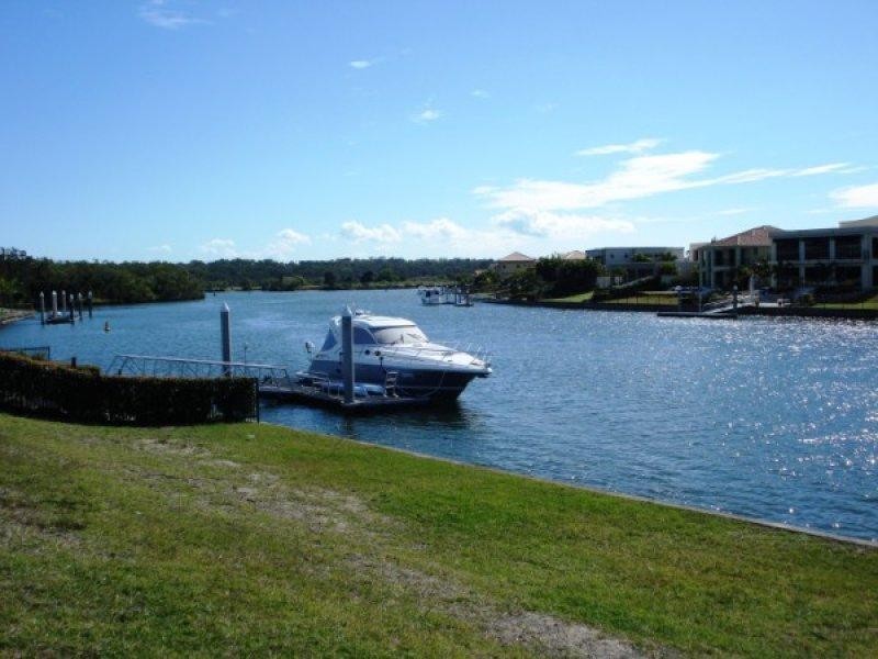 Hope Island QLD 4212