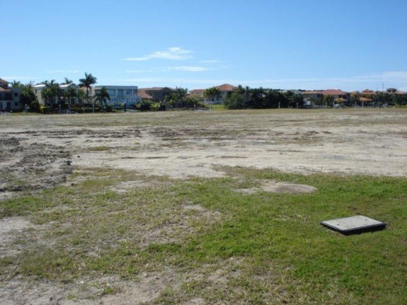 Hope Island QLD 4212