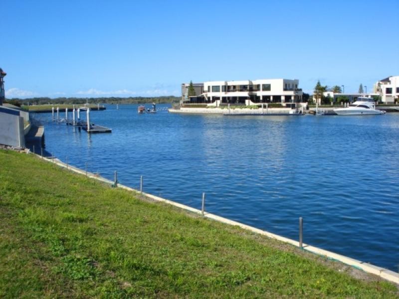 Paradise Point QLD 4216