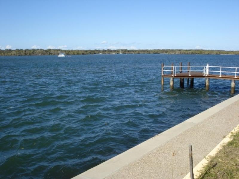 Paradise Point QLD 4216