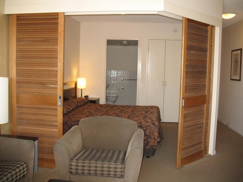Broadbeach QLD 4218