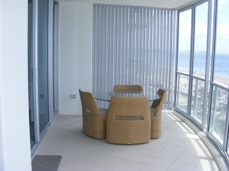 Coolangatta QLD 4225