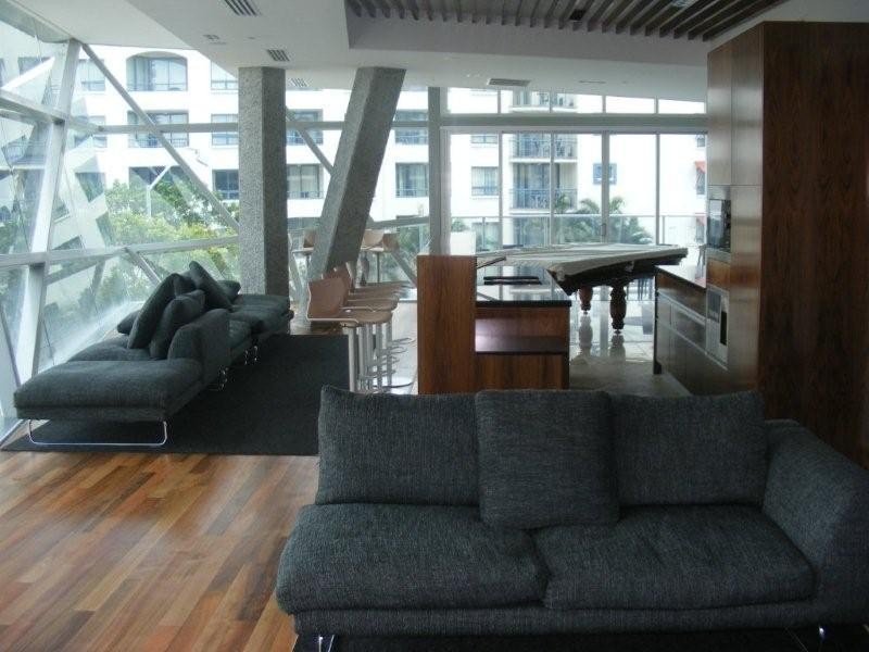 Coolangatta QLD 4225
