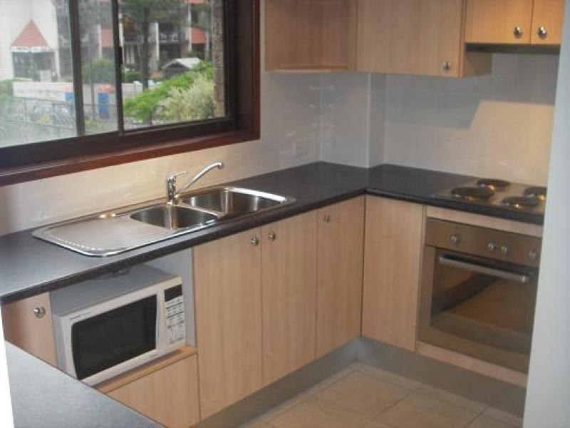 4/20A Old Burleigh Road, Surfers Paradise QLD 4217