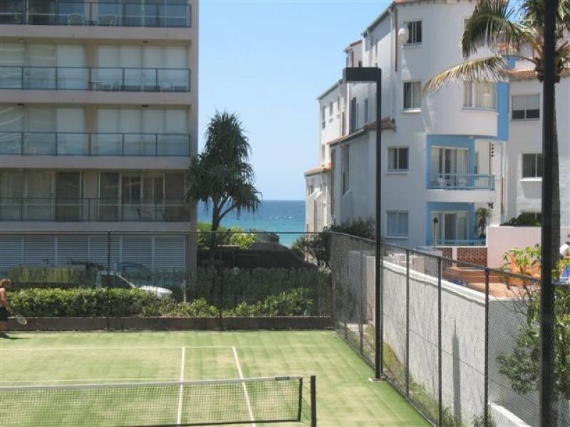 4/20A Old Burleigh Road, Surfers Paradise QLD 4217