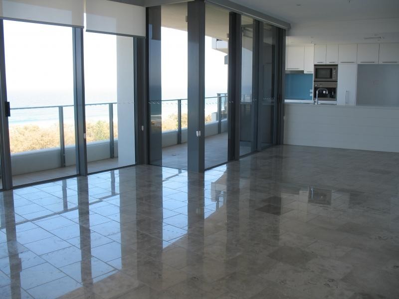 Broadbeach QLD 4218