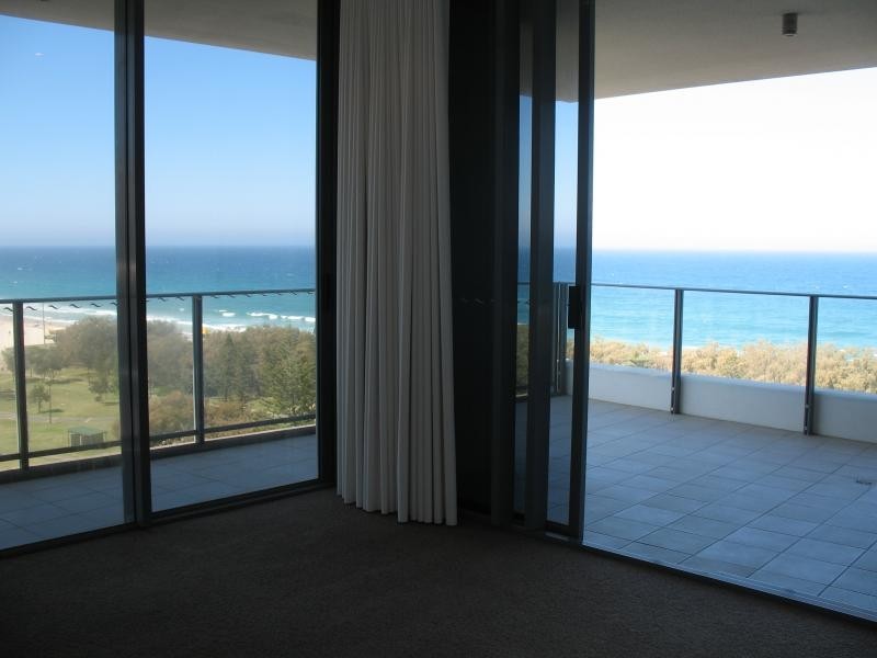Broadbeach QLD 4218
