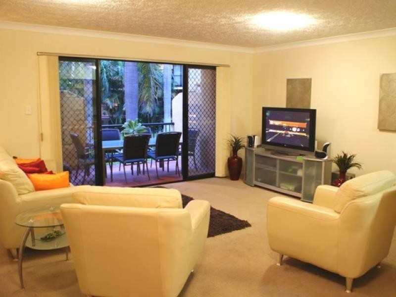 2/61 North Street, Southport QLD 4215