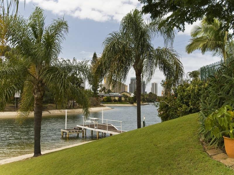 Broadbeach Waters QLD 4218