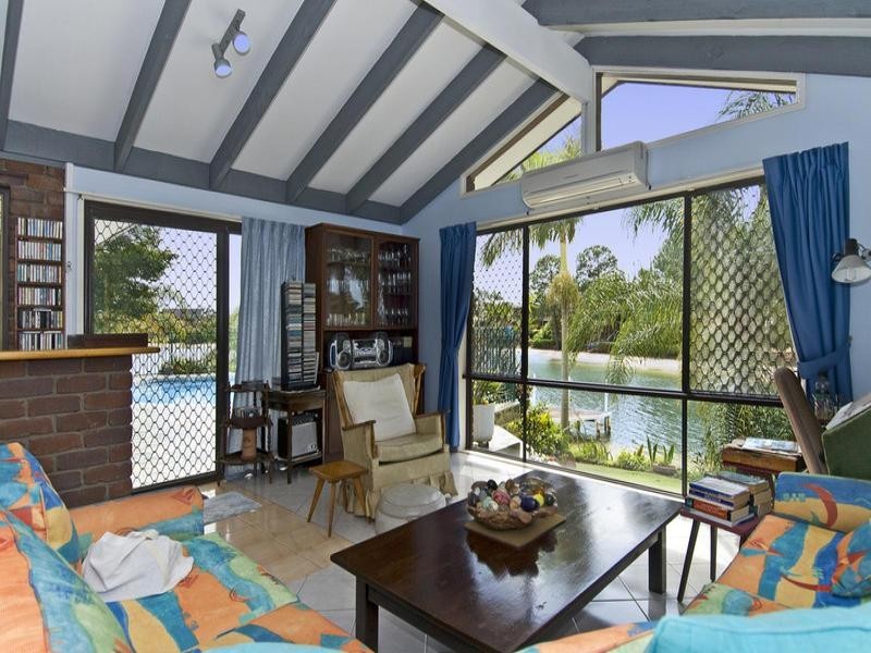 Broadbeach Waters QLD 4218