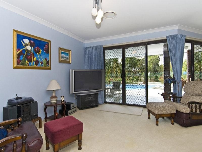 Broadbeach Waters QLD 4218