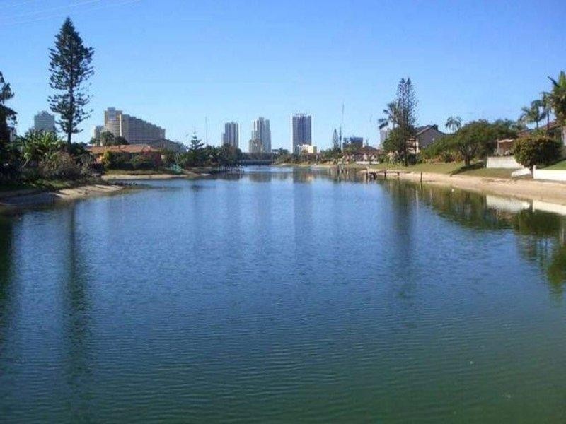 Broadbeach Waters QLD 4218