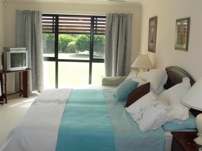 Carrara QLD 4211