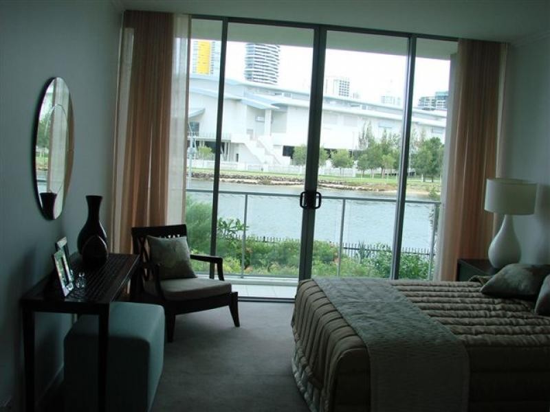 Broadbeach QLD 4218