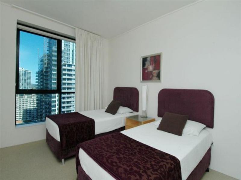 Broadbeach QLD 4218
