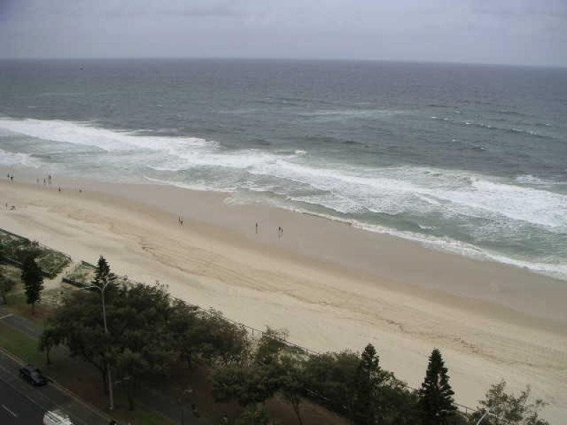 144/2 Ocean Avenue, Surfers Paradise QLD 4217