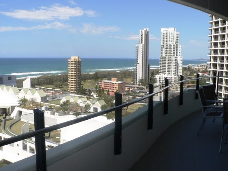 Broadbeach QLD 4218