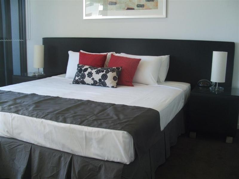 Broadbeach QLD 4218
