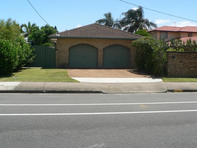 Broadbeach Waters QLD 4218