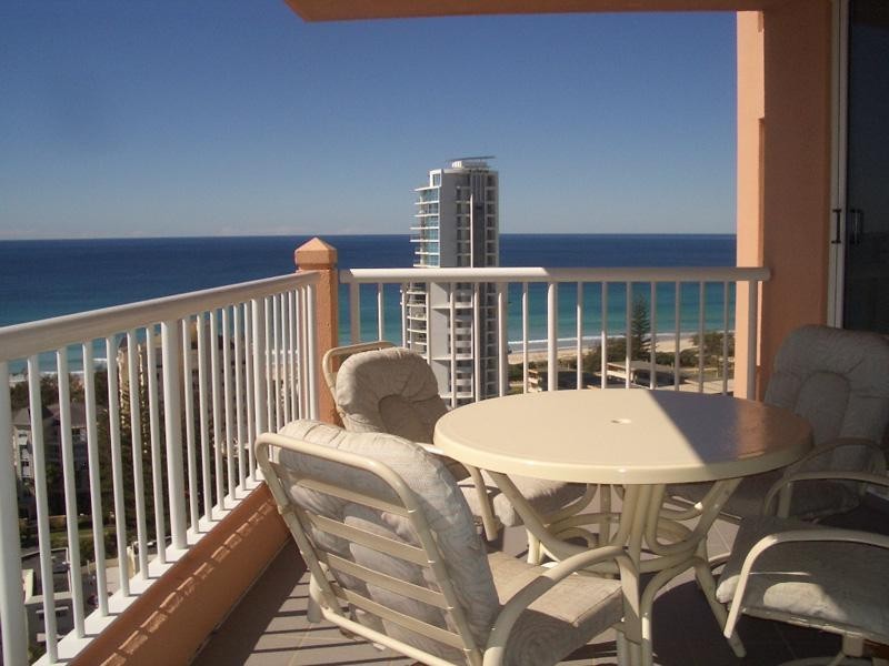 Broadbeach QLD 4218