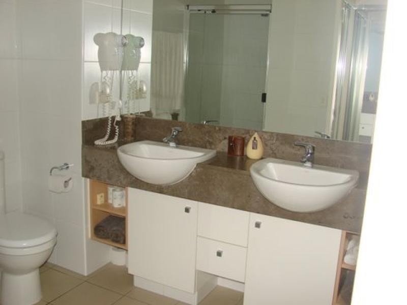 Broadbeach QLD 4218