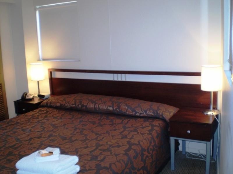 Broadbeach QLD 4218