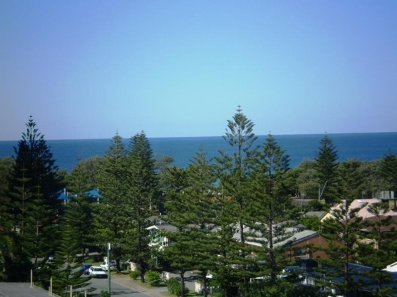 Broadbeach QLD 4218