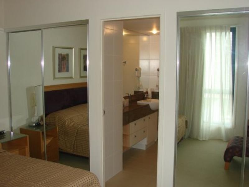 Broadbeach QLD 4218