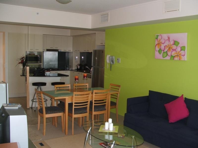 1003/2685 Gold Coast Highway, Broadbeach QLD 4218