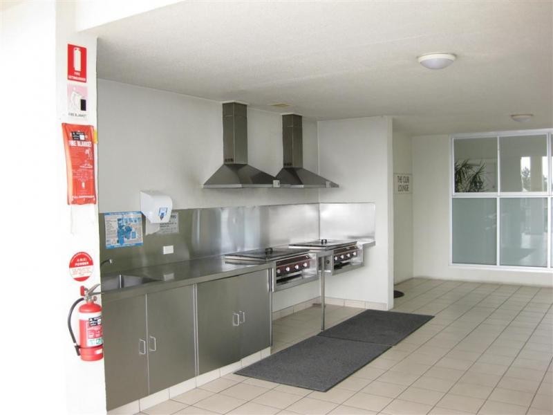 7/2894 Gold Coast Hwy, Surfers Paradise QLD 4217