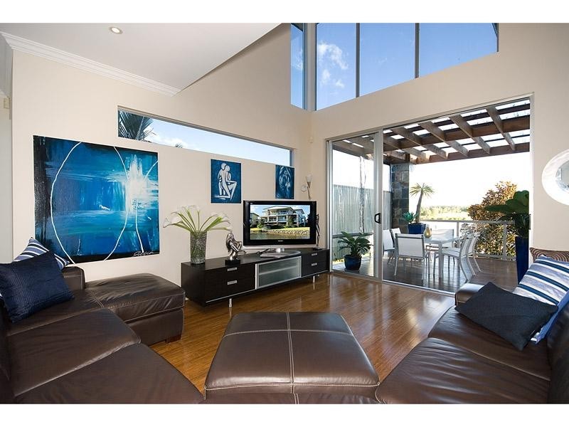 72 Nicklaus Court, Merrimac QLD 4226