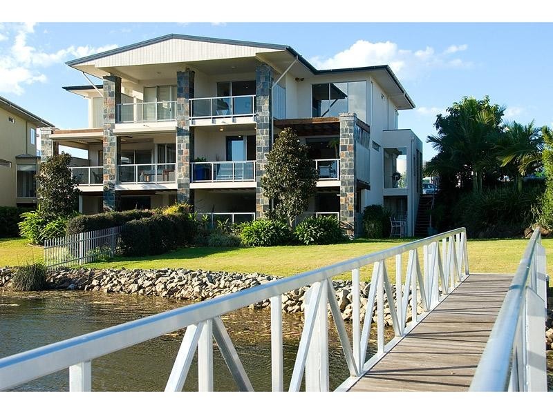 72 Nicklaus Court, Merrimac QLD 4226