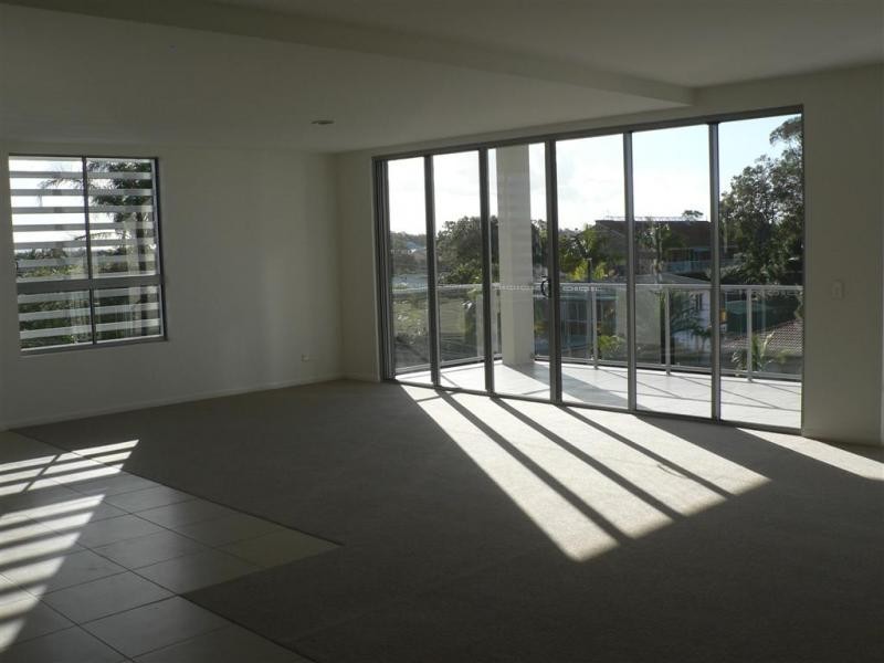 Paradise Point QLD 4216