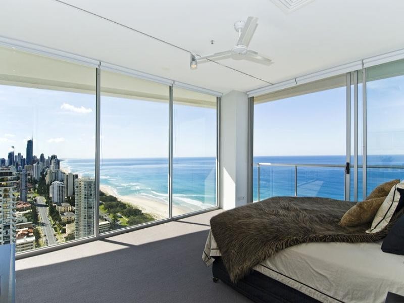 Broadbeach QLD 4218