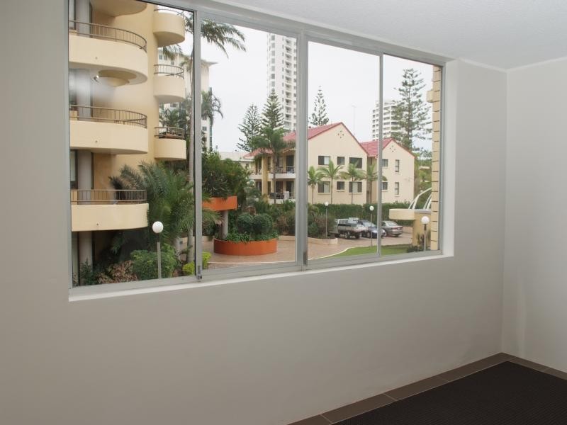 26 Aubrey Street, Surfers Paradise QLD 4217